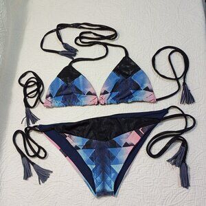 Suukala Triangle Bikini Set With Geometric Print & Tassel Ties Womens